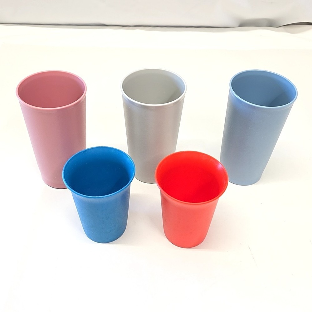 Tupperware Tumblers Set 5 Multi Color Vintage Plastic Cups